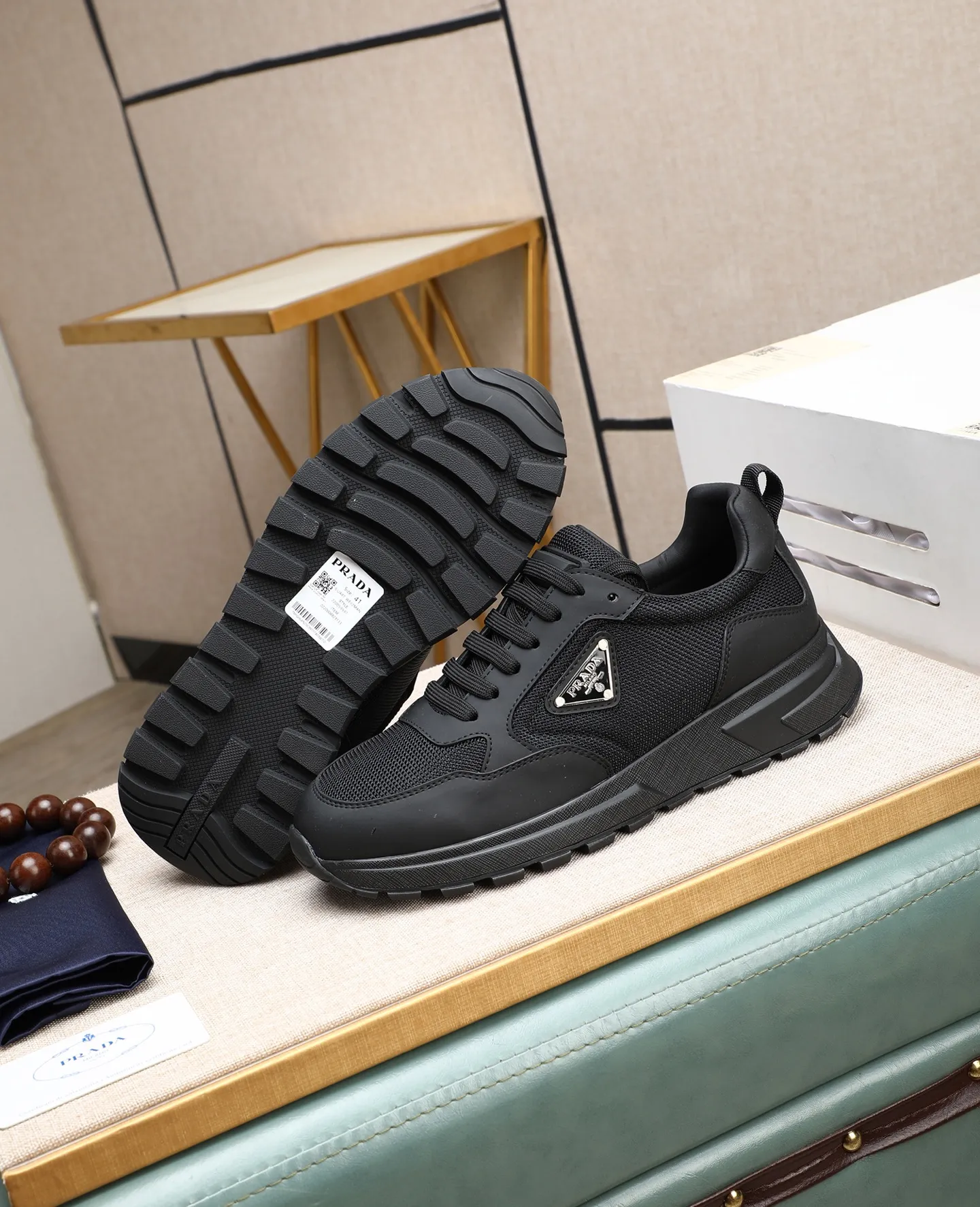 Men's shoes 💰540 🌹🌹[PRADA—Prada] latest model 🙈original replica! 👟👟👟Available here. The workmanship is top-notch. The upper is made from Italy. 🇮🇹Imported first-layer cowhide. ❗️Breathable cowhide lining@Suitable for travel. The original version has an enlarged engraved sole, making it suitable for all kinds of travels, showing low-key luxury. Let quality speak for itself. Color: Size: 38-44